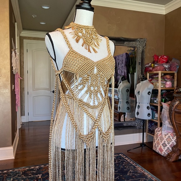 Handmade Macrame Rope Sleek Gold Dress Festival - Picture 4 of 9